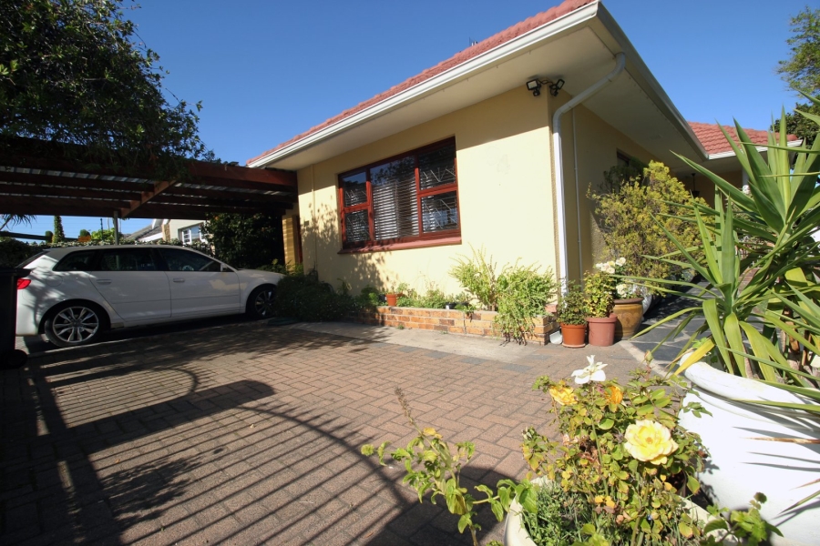 3 Bedroom Property for Sale in Plumstead Western Cape